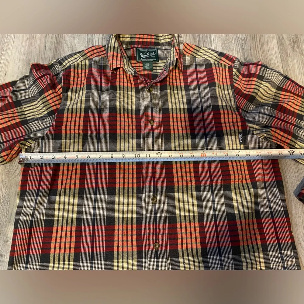 Woolrich Plaid Flannel Cotton Button Down Shirt Men’s Size Medium - Picture 6 of 7